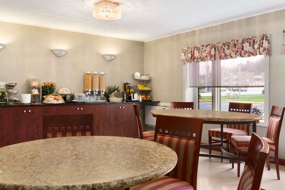 restaurant-cafeteria
