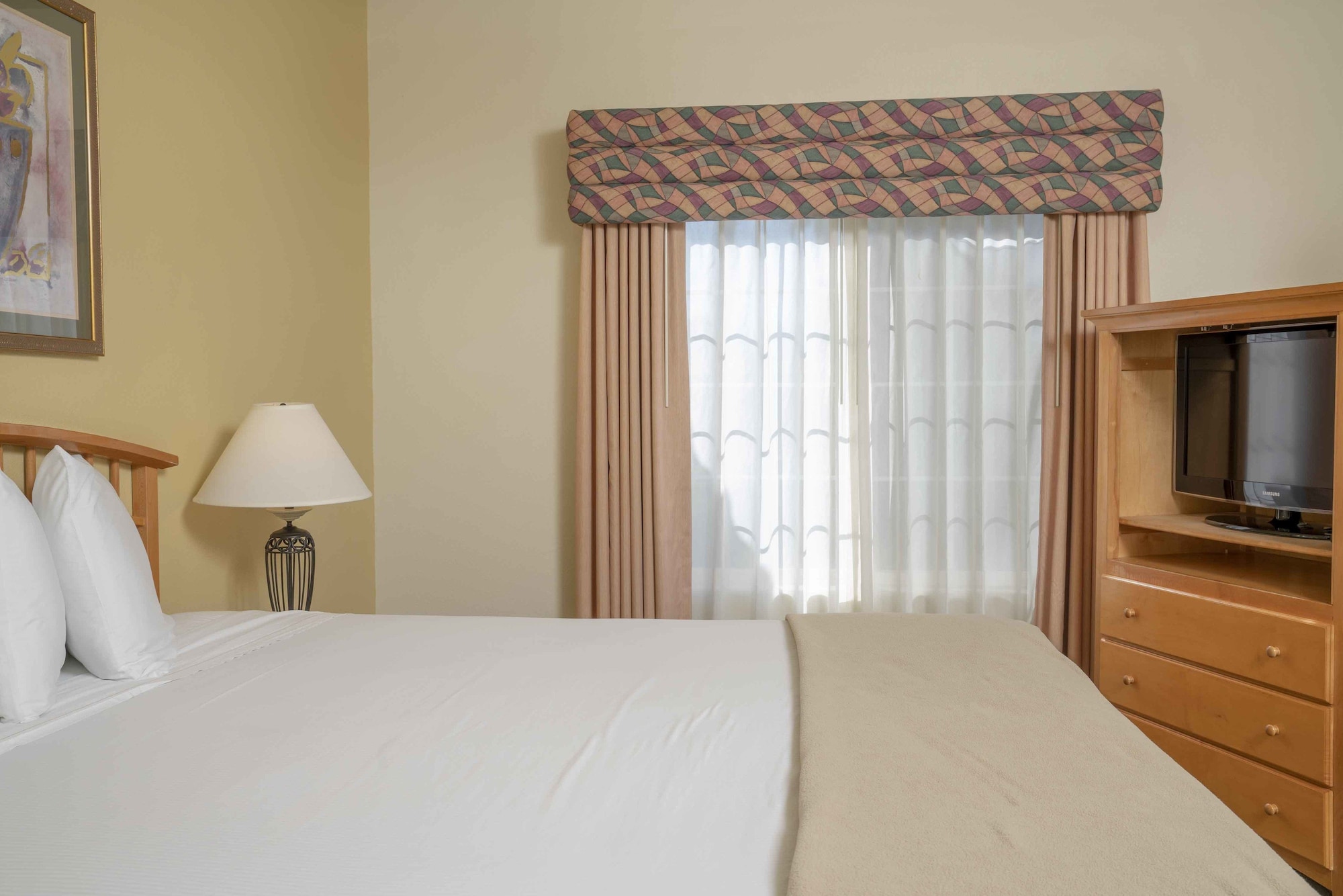 2 Bedrooms, King and Queen Bed, 2 Bathrooms
