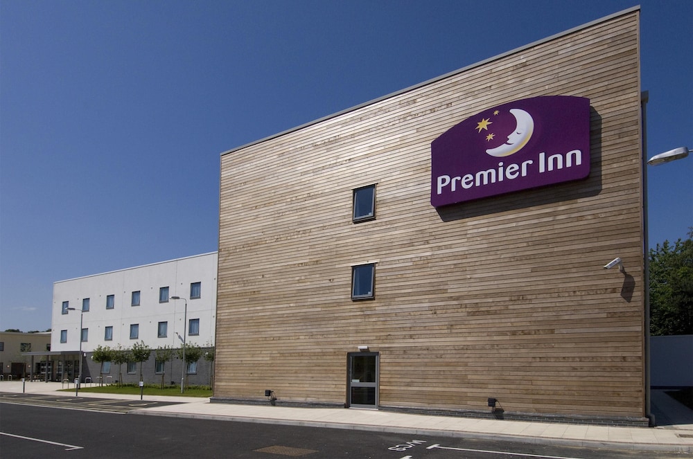 Premier Inn Ashford (Eureka Leisure Park) in Kennington
