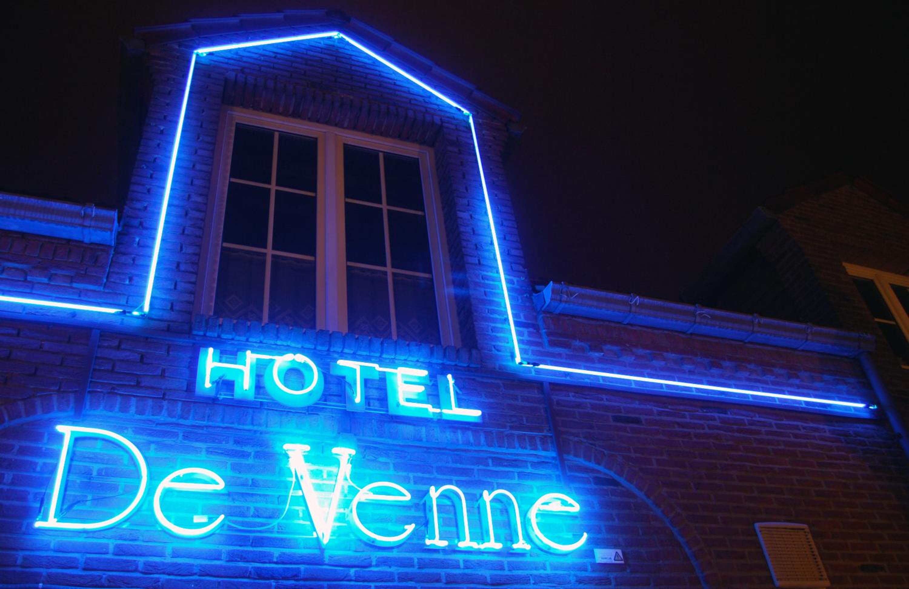 Hotel De Venne 1/50