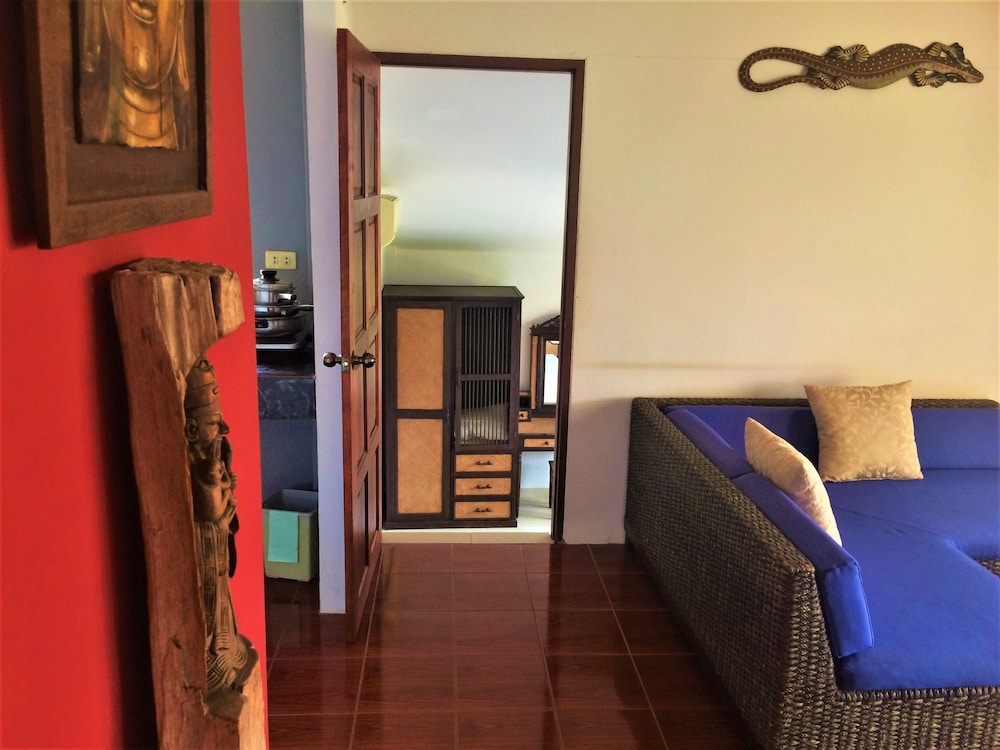 Chor Chang Villa Resort 35/50