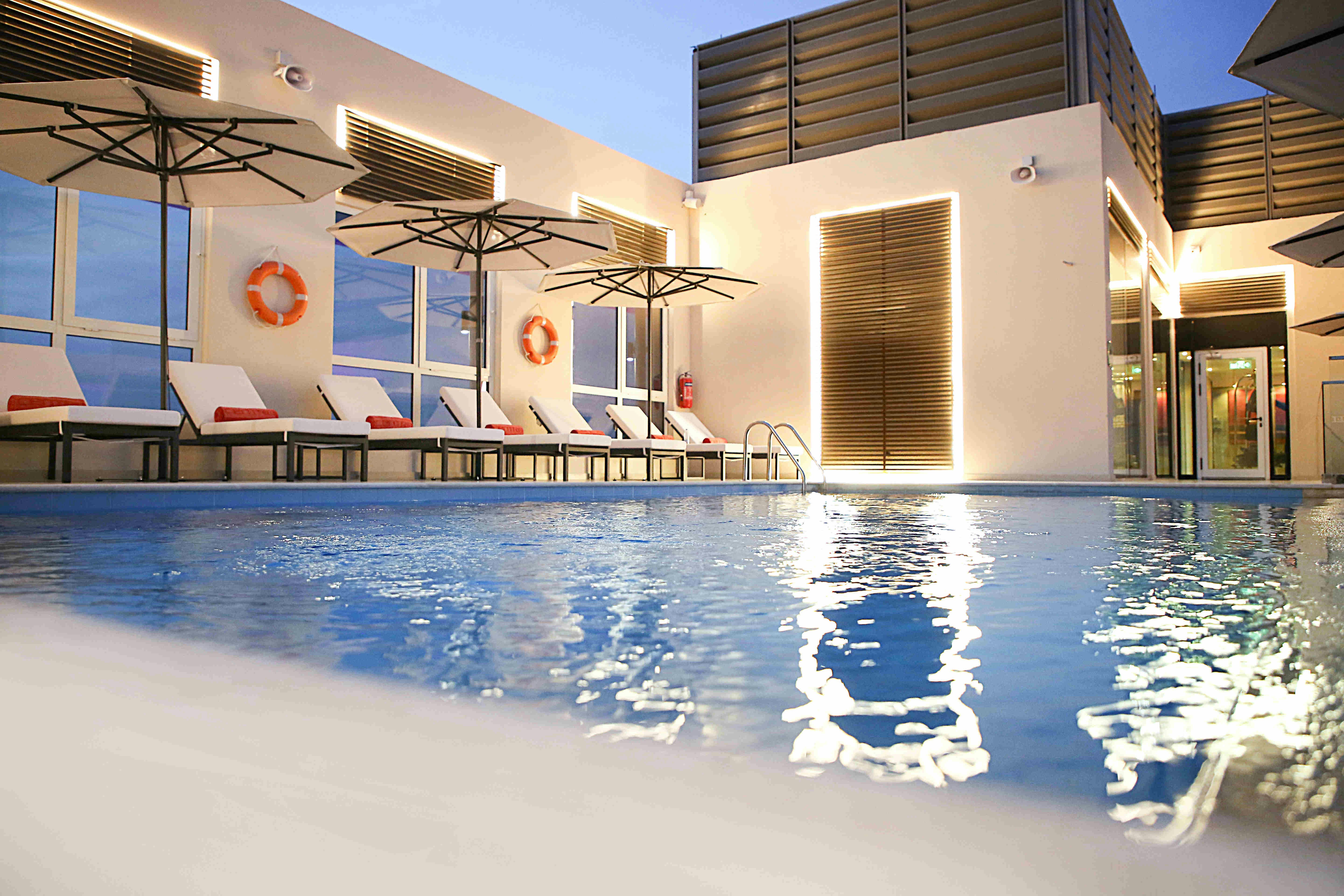 سنترو كورنيش الخبر من روتانا(Centro Corniche Al Khobar By Rotana) 60/85