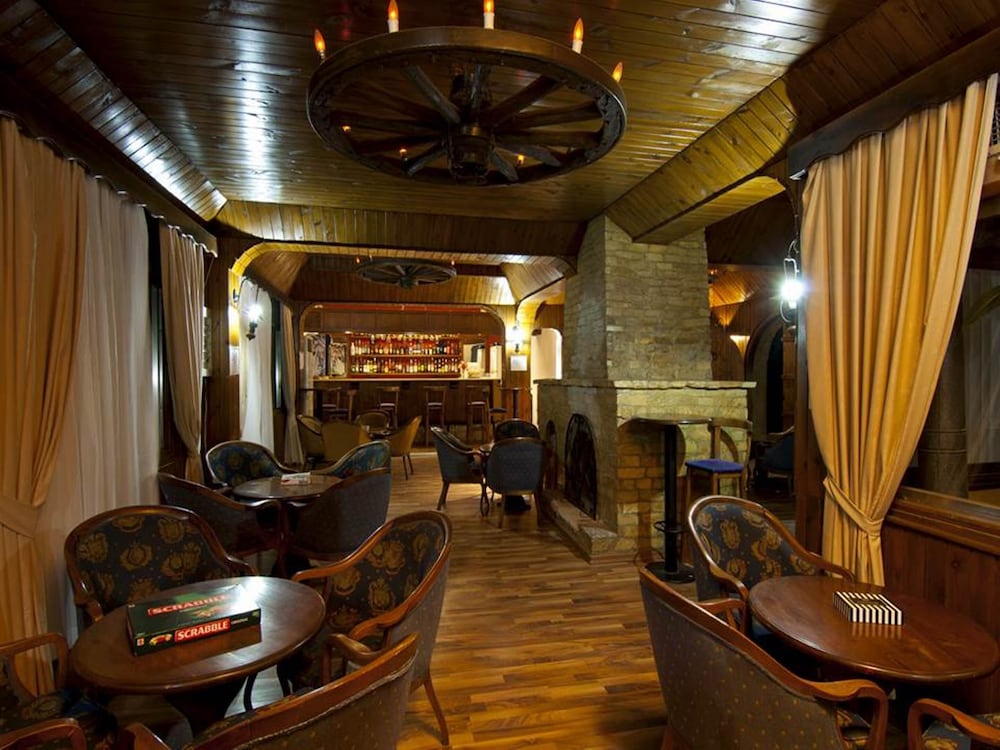 RIVERSIDE GARDEN RESORT(FORMERLY RIVERSIDE HOLIDAY VILLAGE) 13/36
