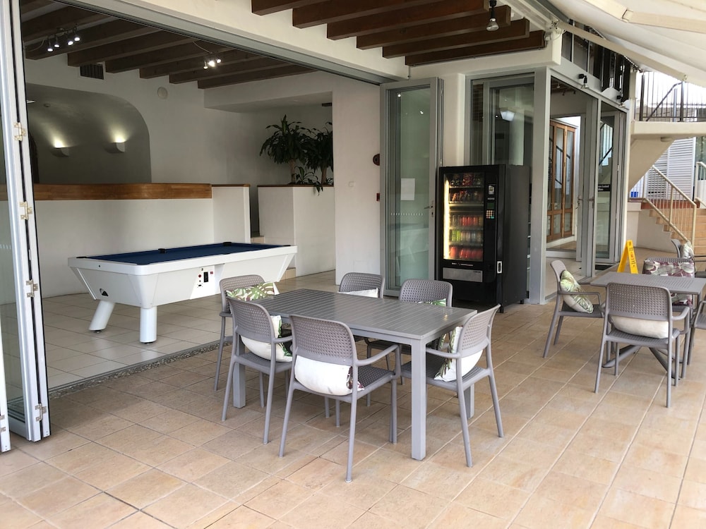 Noosa International Resort 58/66