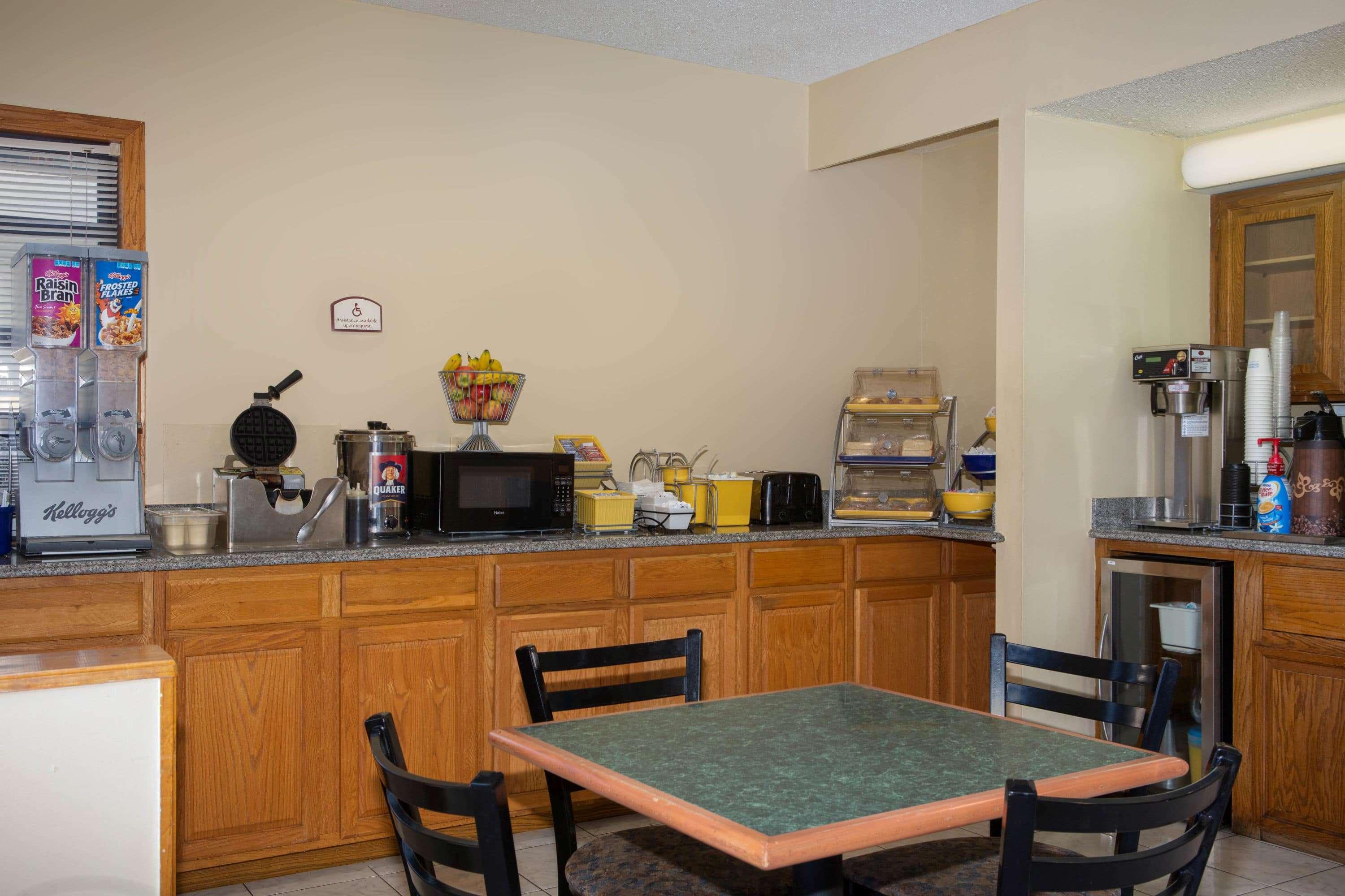Economy Hotel Wichita- Florence St 34/48