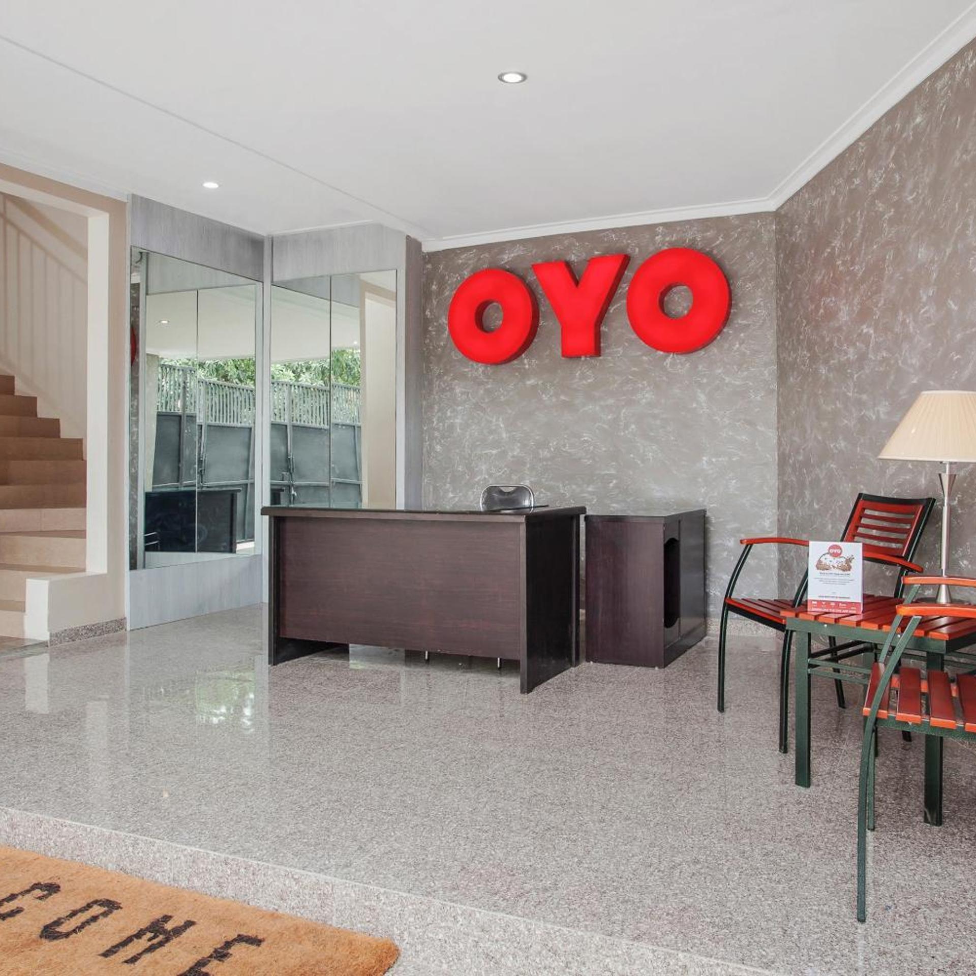 Oyo 134 Lg Residence 7/36