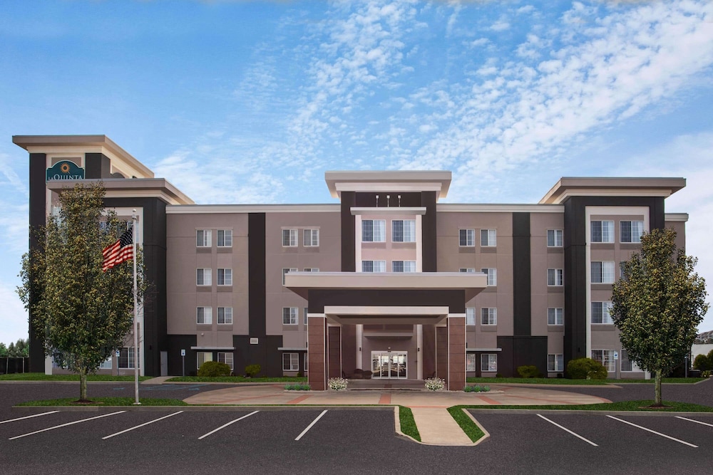 La Quinta Inn & Suites by Wyndham Columbus - Edinburgh 54/59