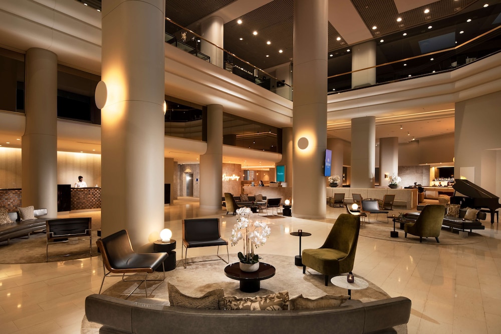 Hilton Darwin 48/55