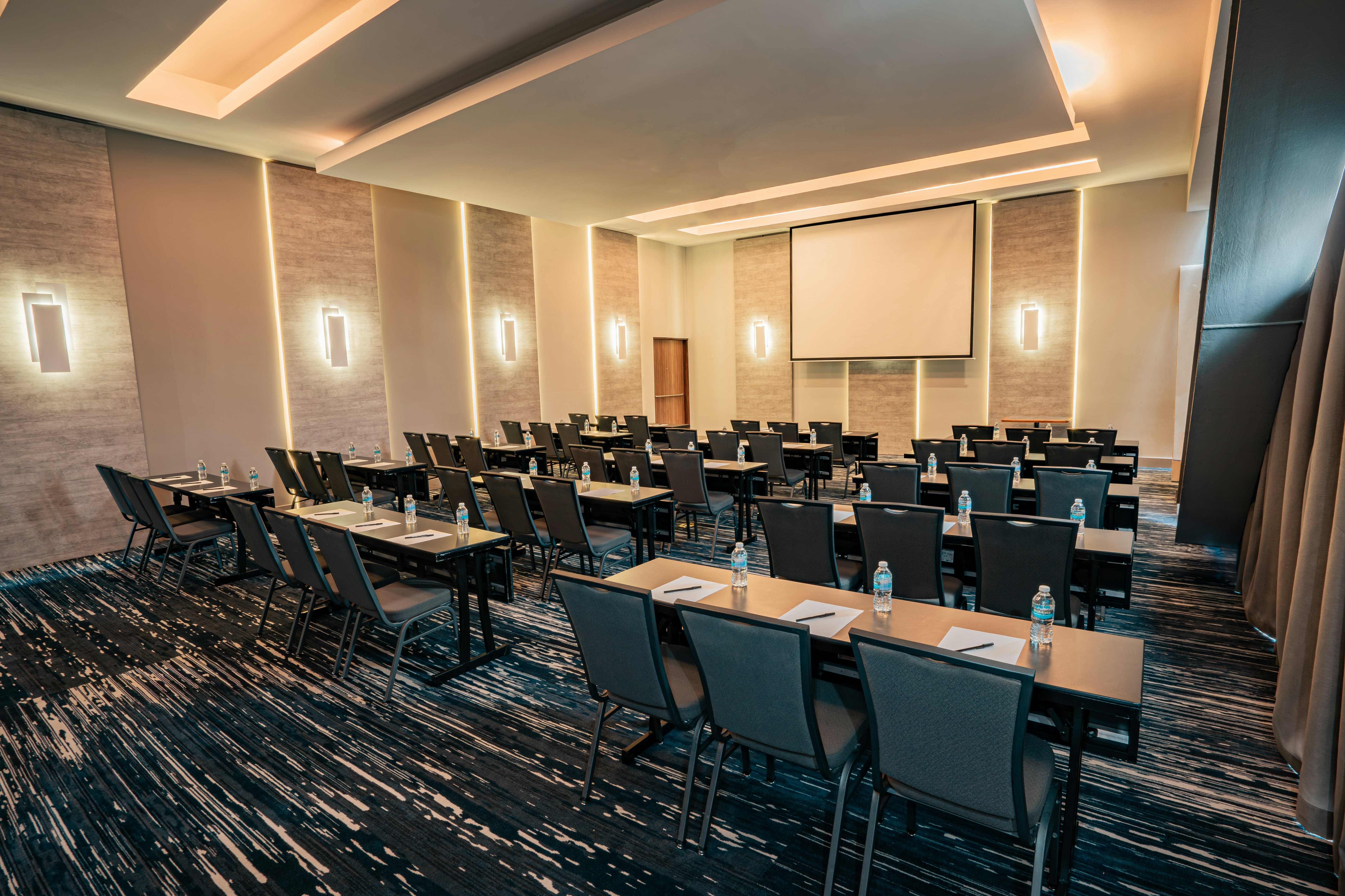 Hilton Garden Inn Mexico City Santa Fe 62/73