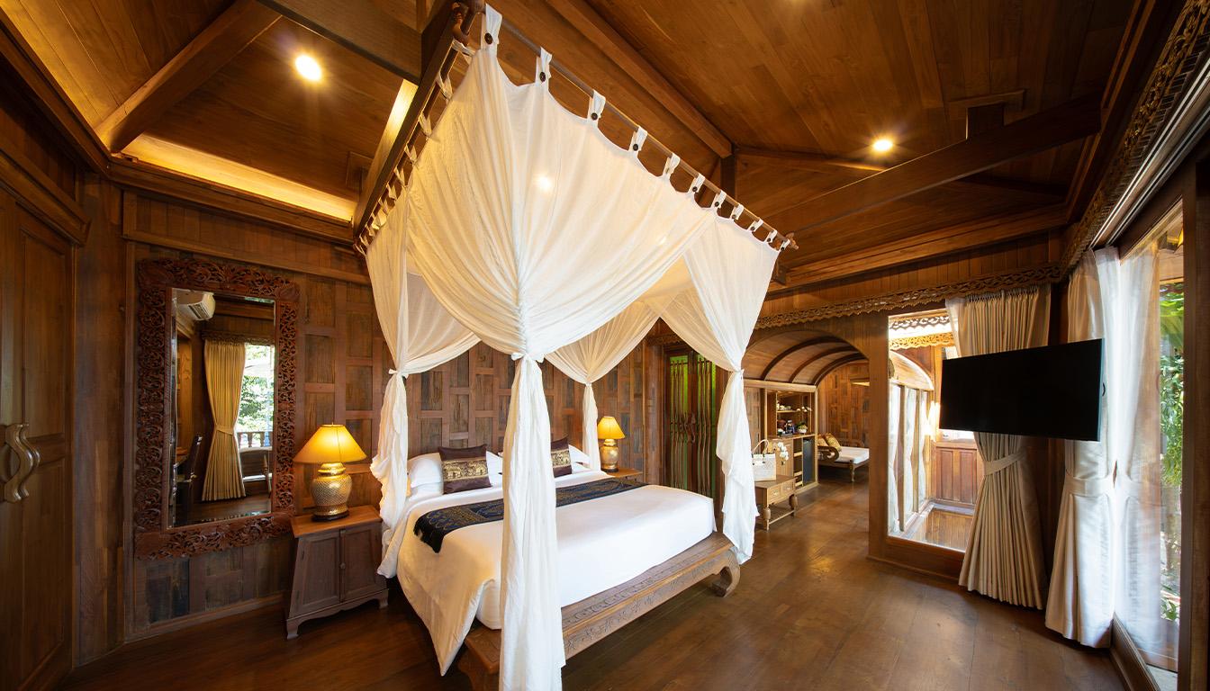 Pool, Junior, Villa, Double Bed