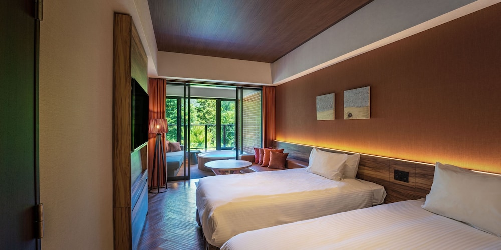 Twin-Line Hotel Yanbaru Okinawa Japan 21/57