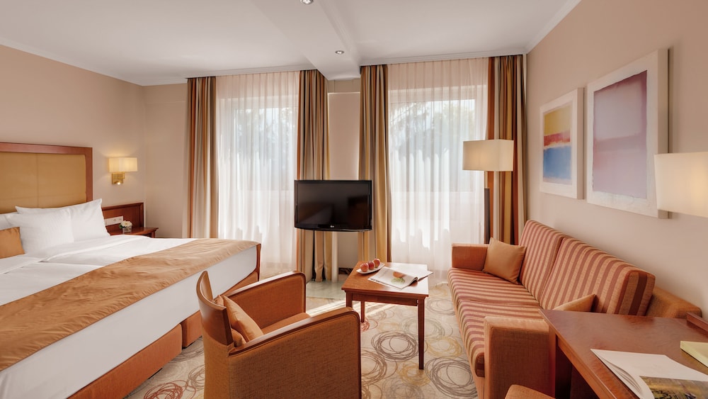 Hotel Oranien Wiesbaden 36/66