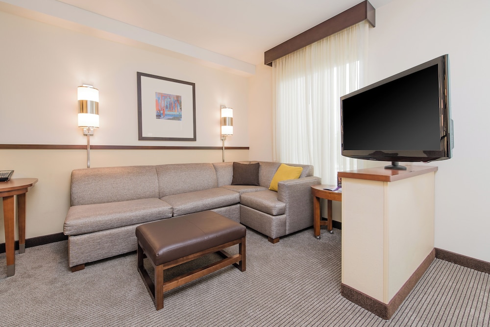 Hyatt Place Charleston Airport Convention Center 45/66