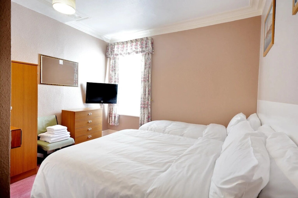 Royal Oakwell Hotel 34/52