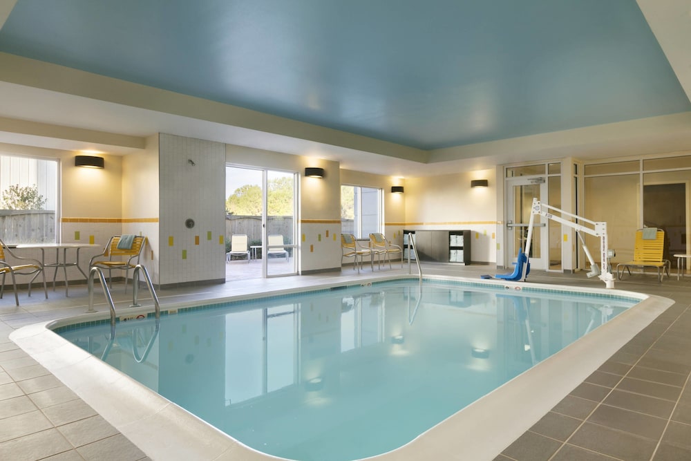 Fairfield Inn Suites Smithfield 1/20