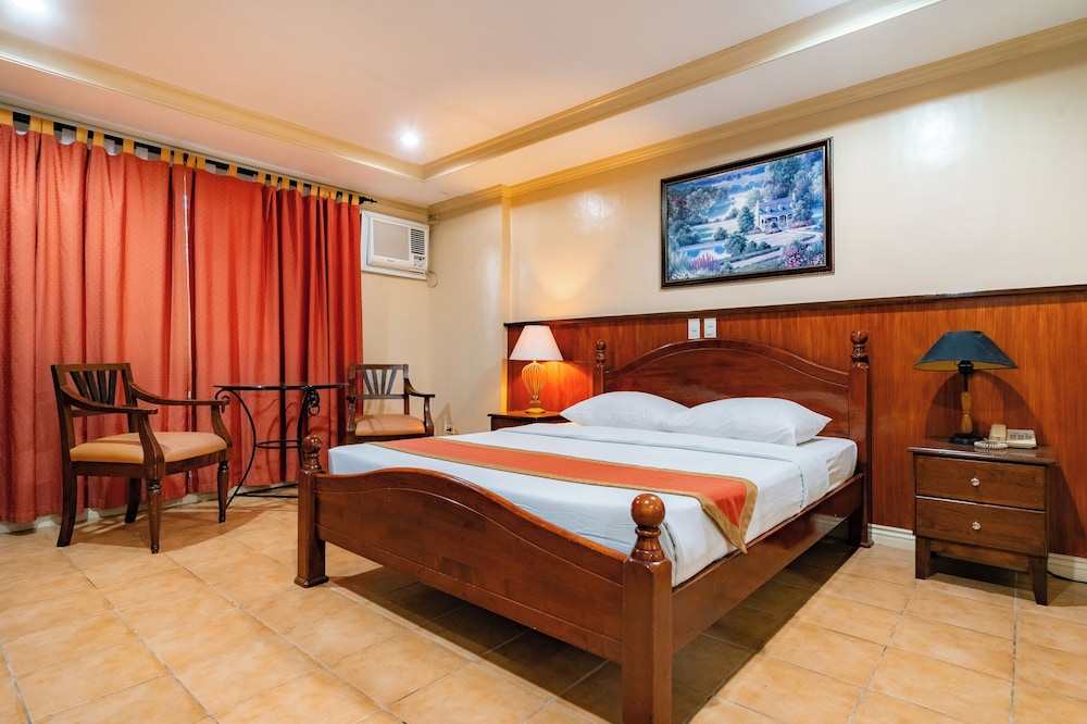 Crown Regency Residence Davao 15/50