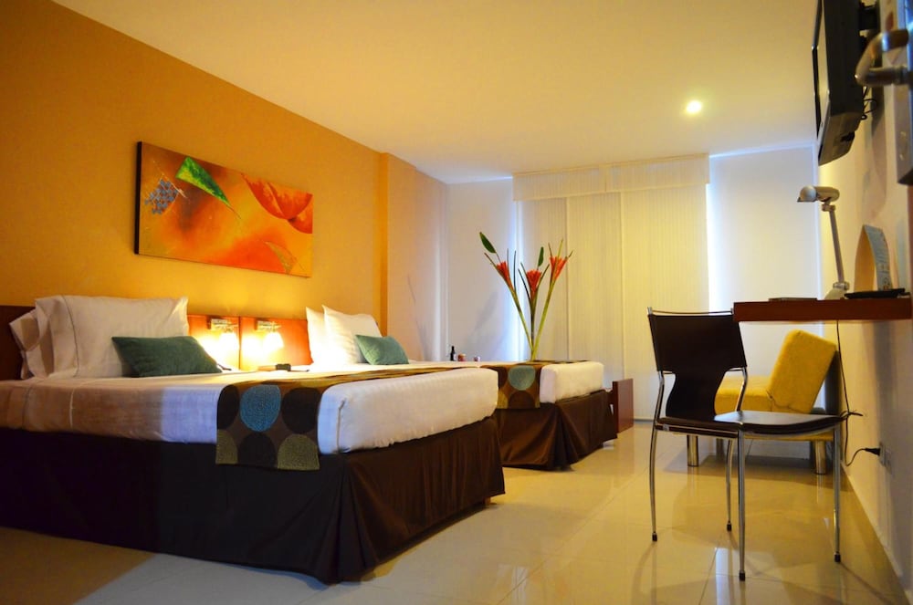 Hotel MS Chipichape Plus 6/59