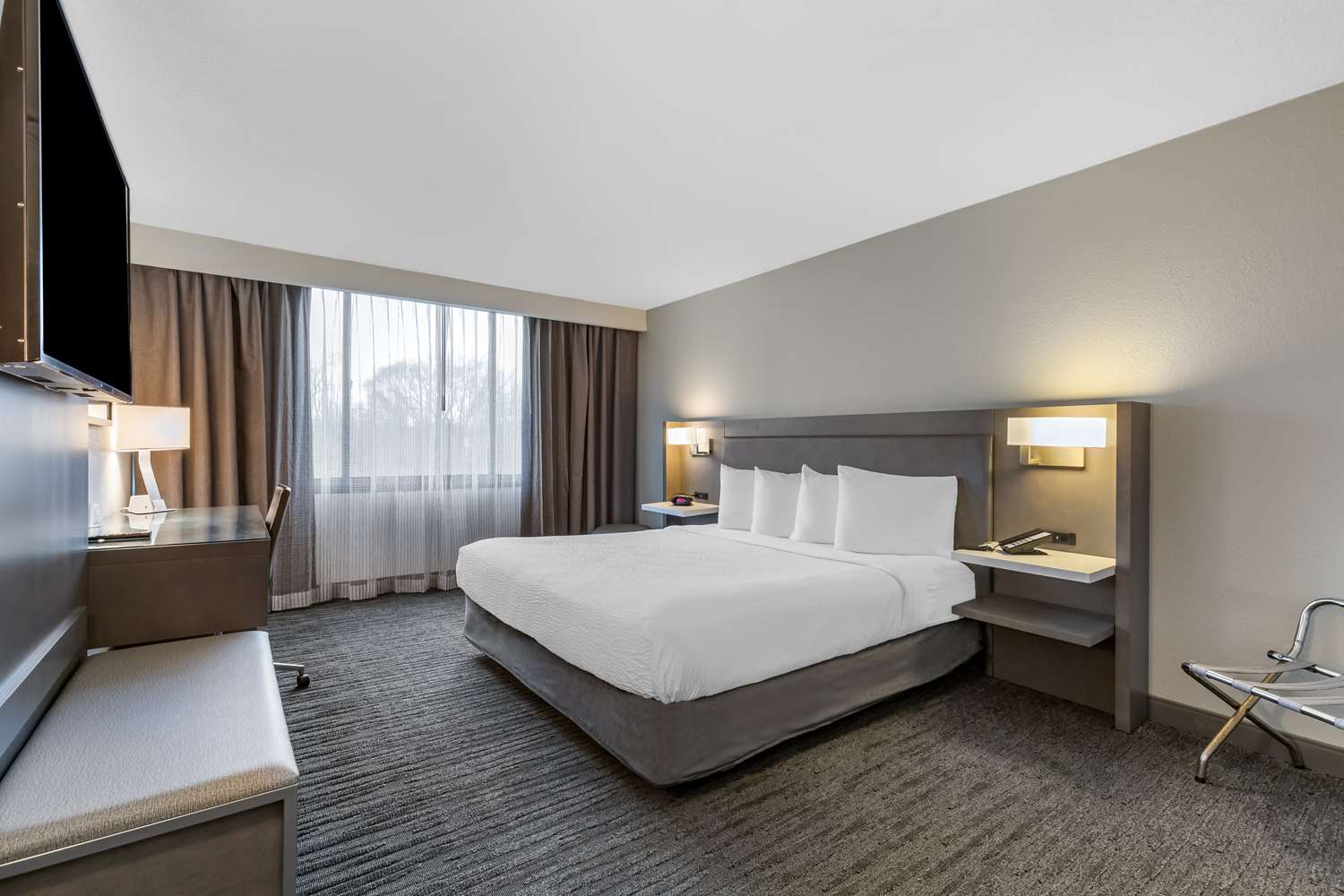 Room, King Bed, Executive Level