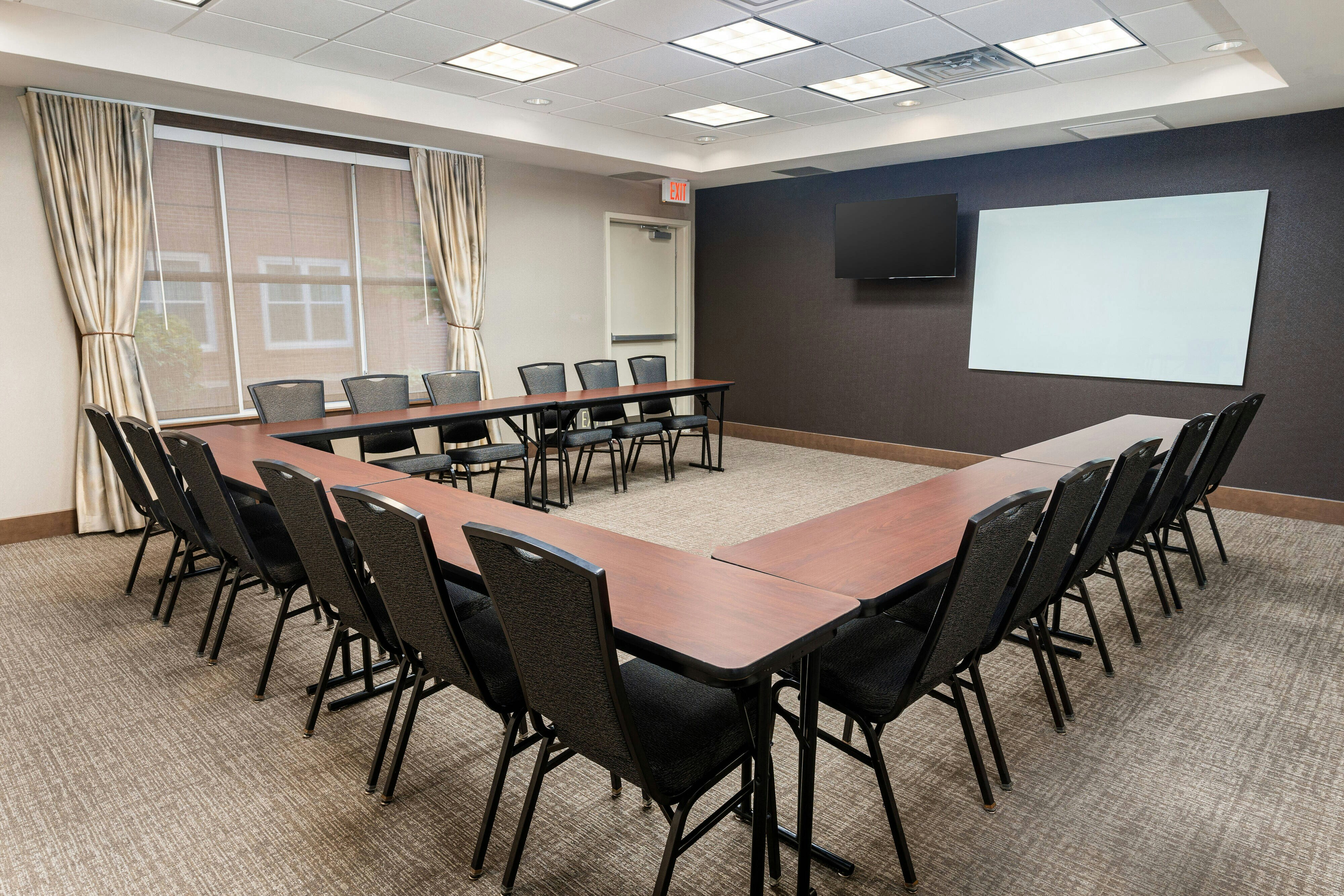 RESIDENCE INN DECATUR FORSYTH 32/38