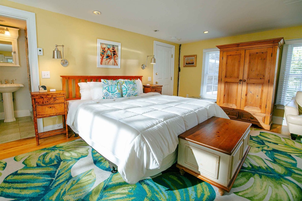 The Provincetown Hotel at Gabriel's 15/51