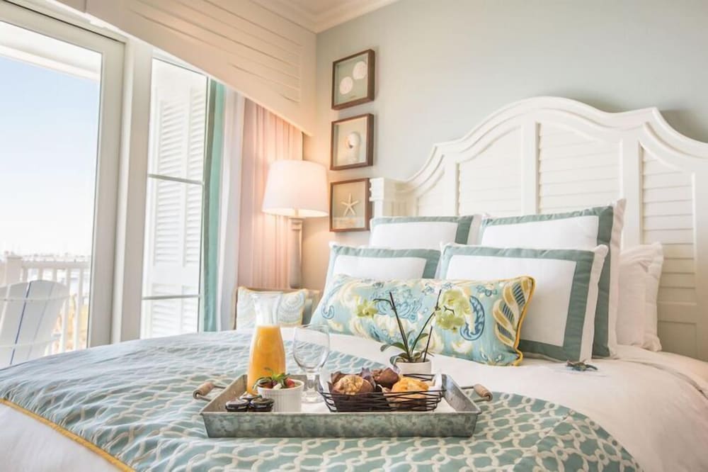 The Beach Club At Charleston Harbor Resort And Marina 8/48