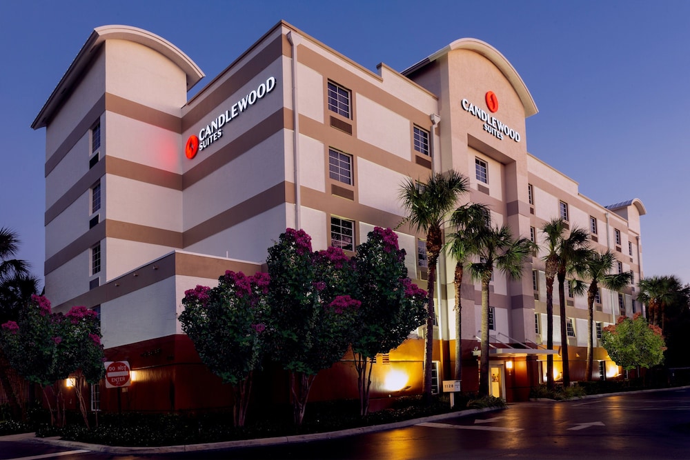 Candlewood Suites Ft. Lauderdale Airport Cruise
