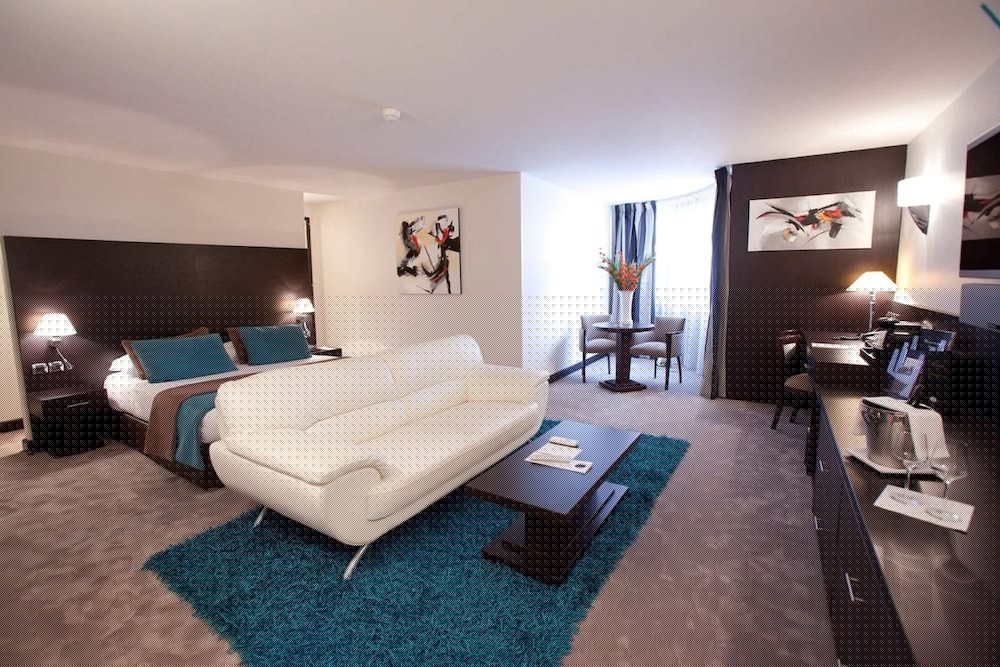 Palladia Hotel 35/72