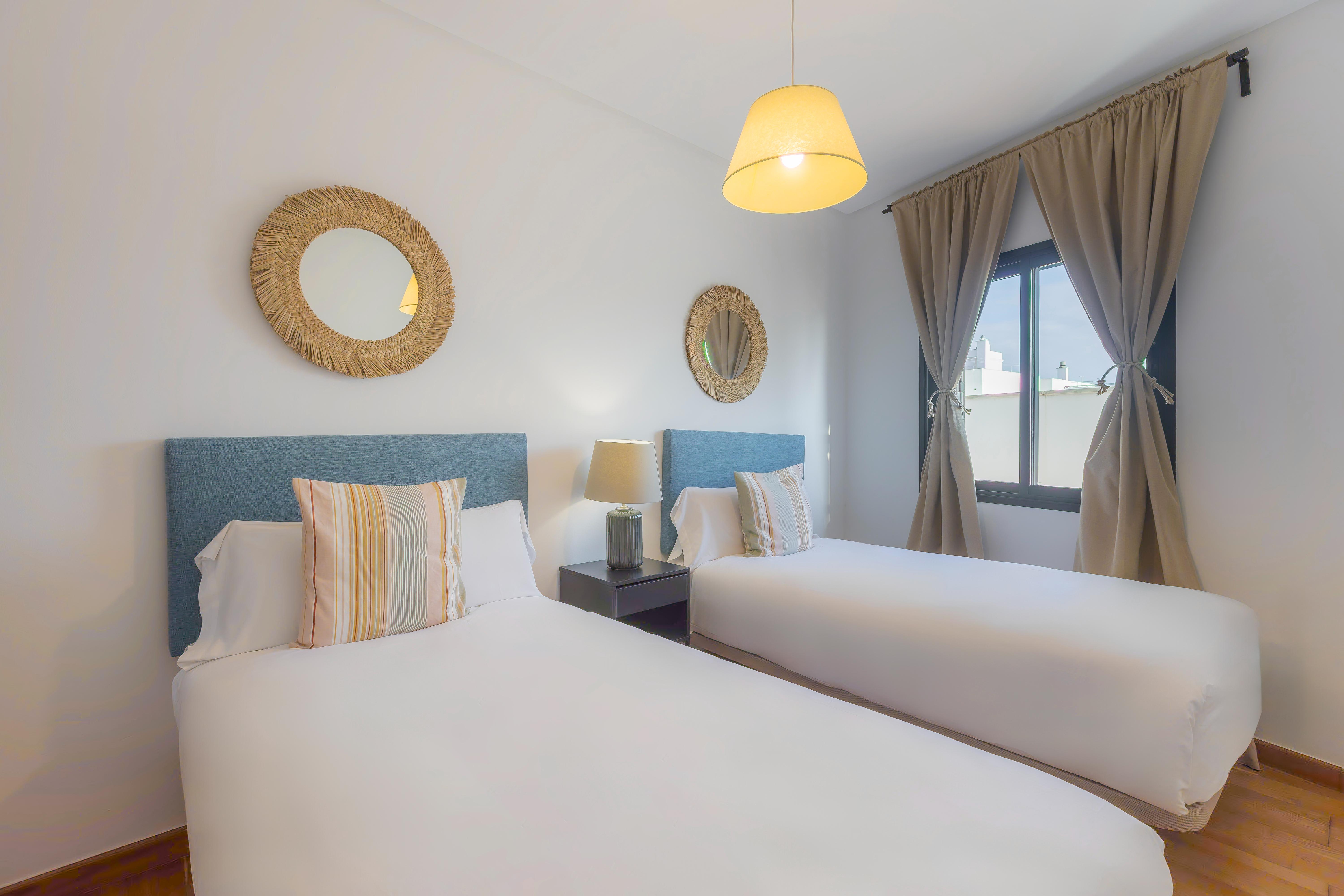 Apt Blueseas Bahia Marina 28/58