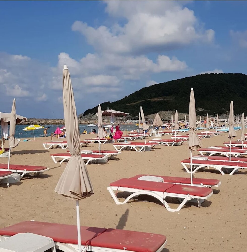 Agva Defne Hotel 44/48
