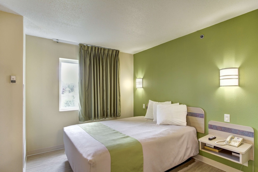 Motel6 Medina, OH - Cleveland 29/37