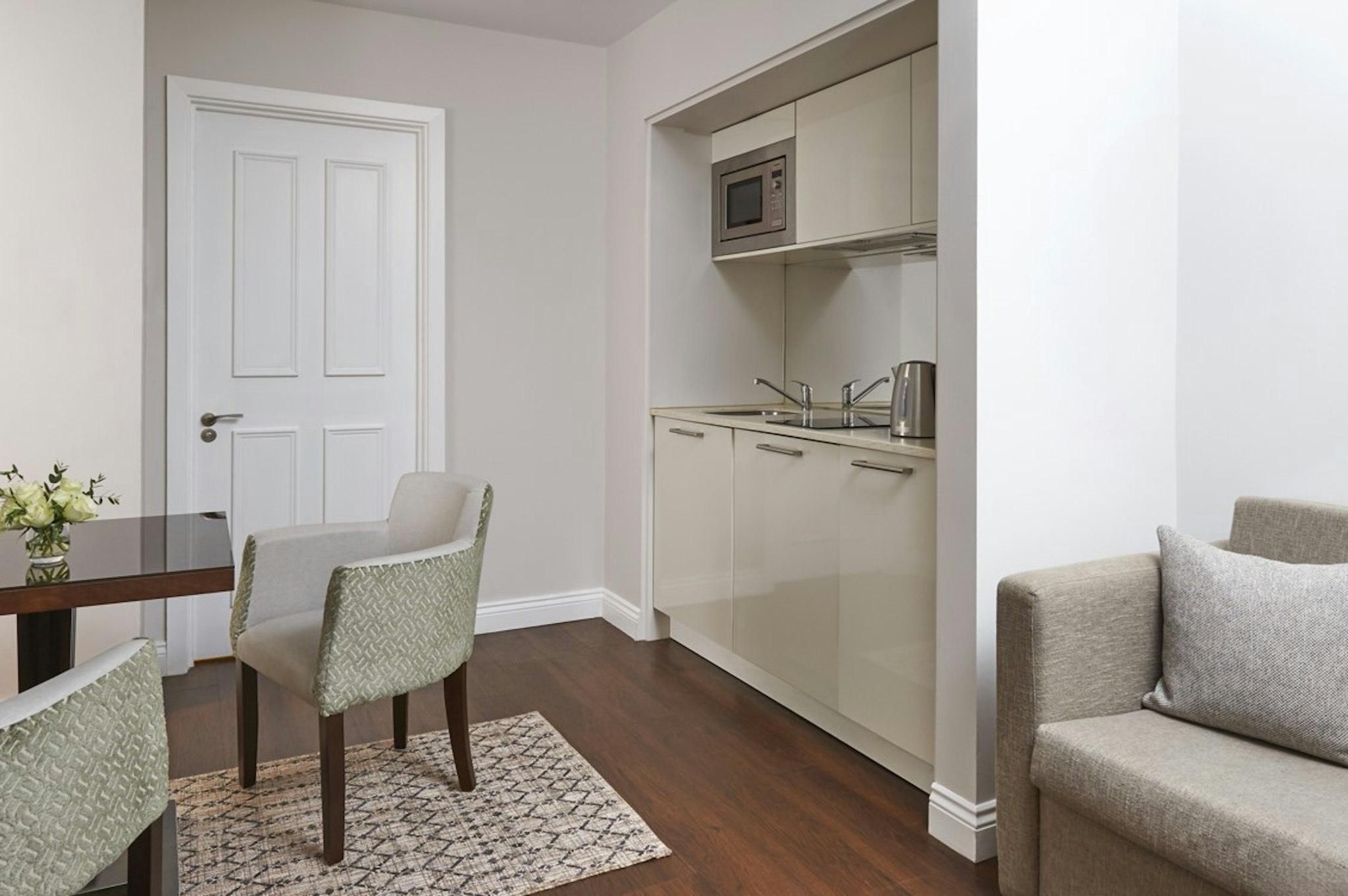 Fraser Suites Queens Gate 16/40