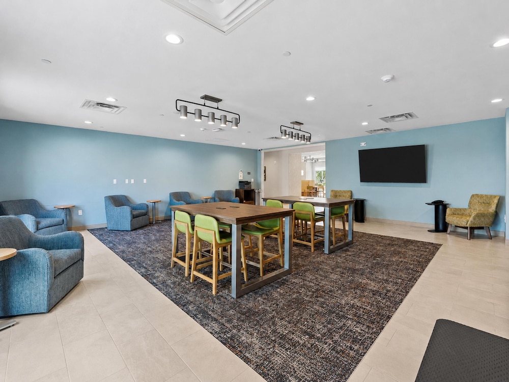 Hampton Inn by Hilton Wharton 33/40