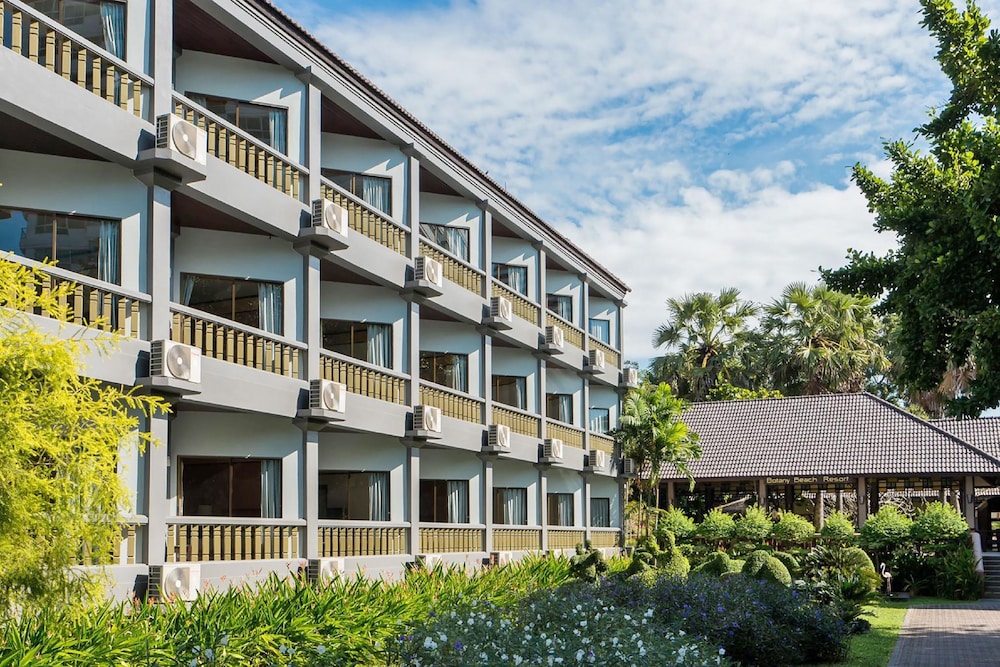 Botany Beach Resort in SATTAHIP