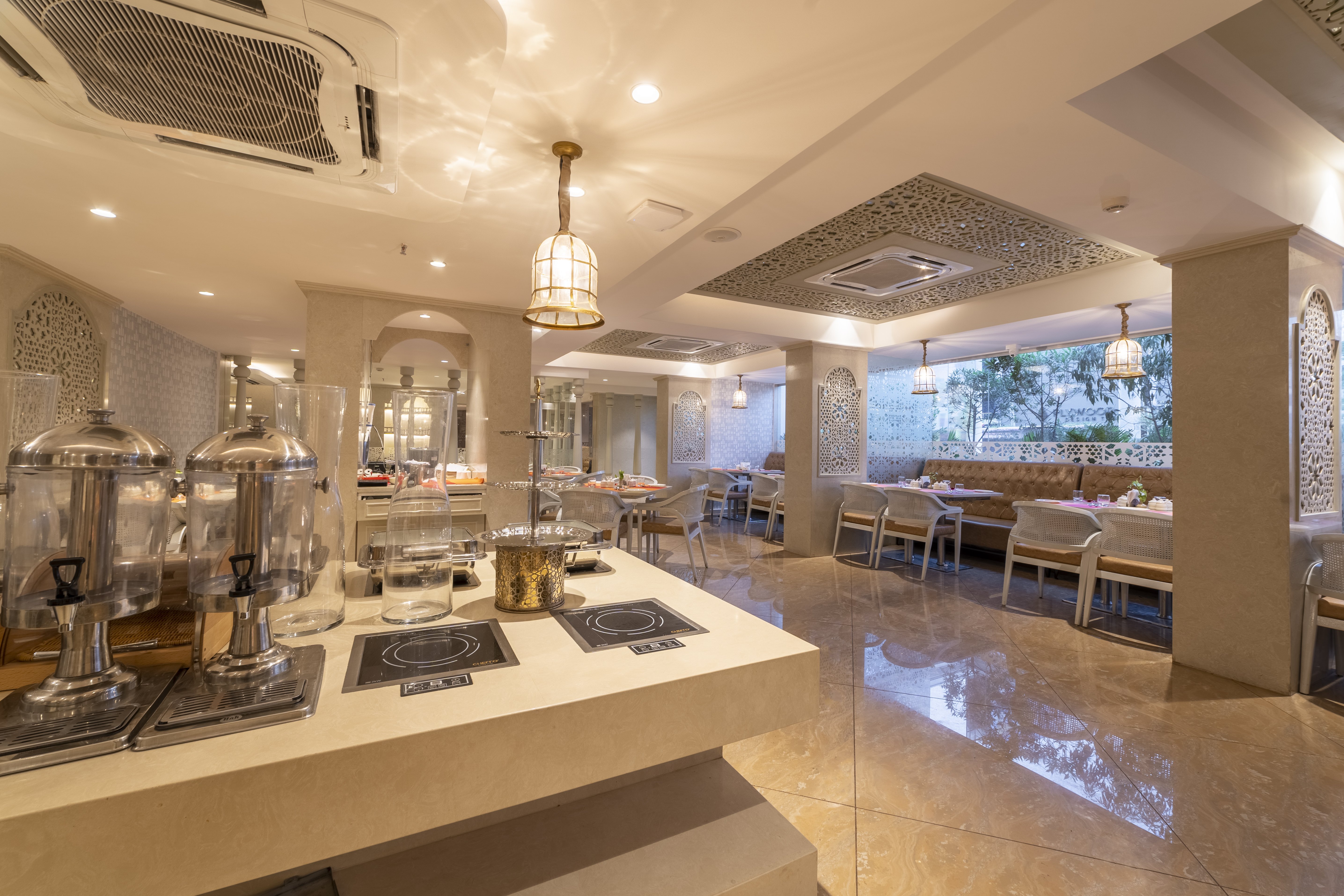 Hotel Manorama 44/57
