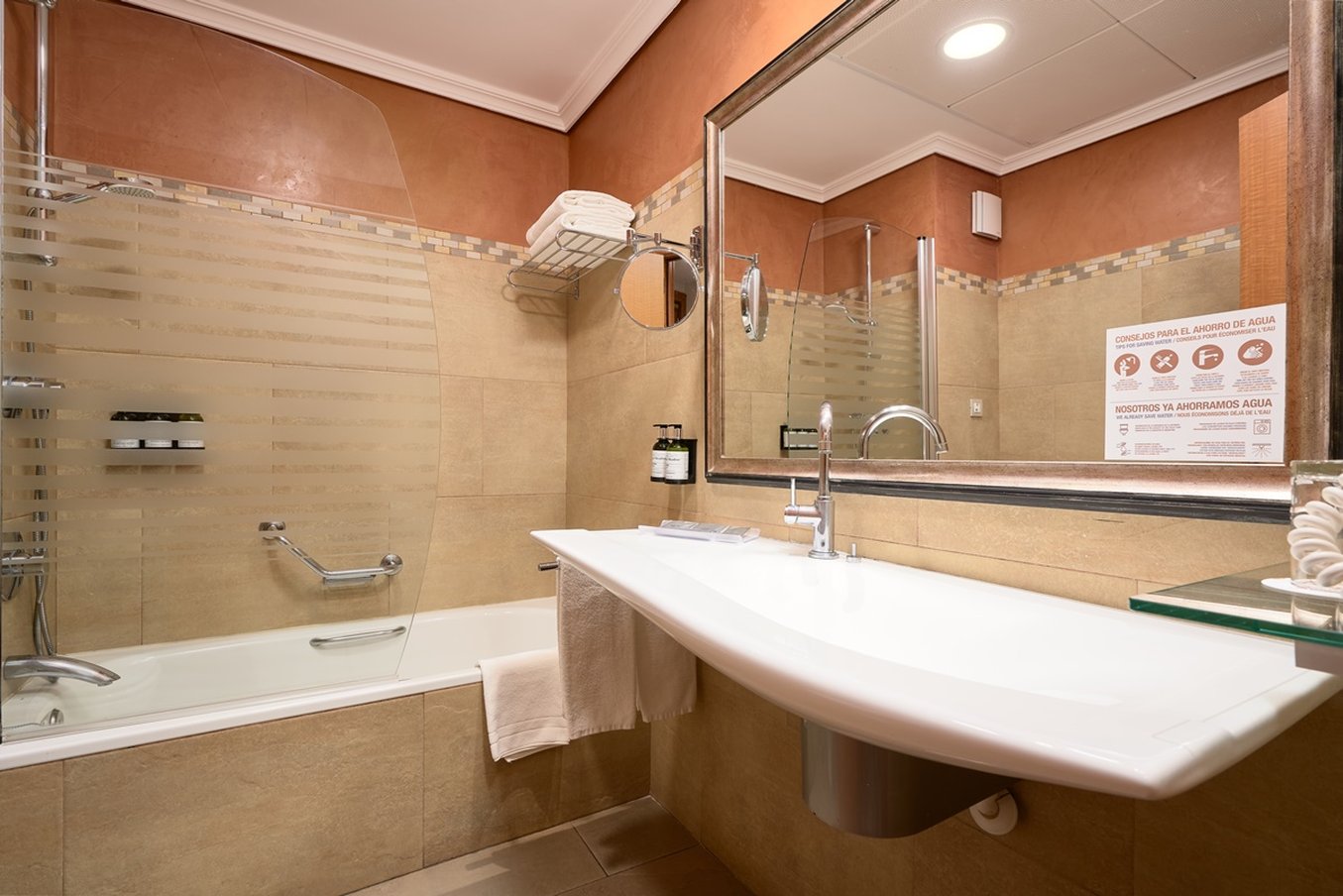 Becquer Hotel 57/59