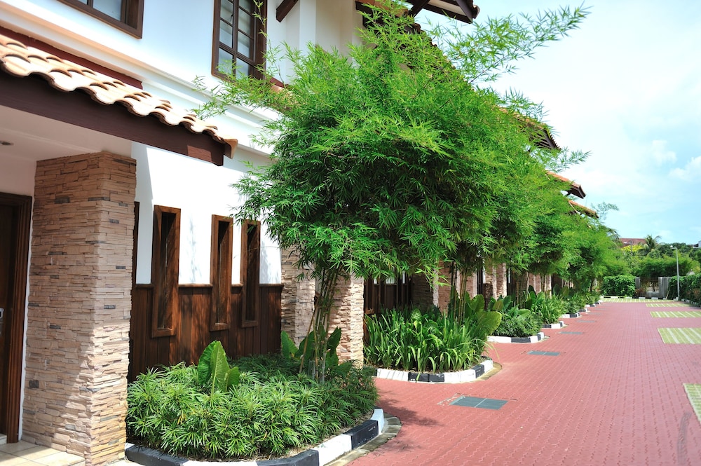 Grand Lexis Port Dickson 39/50