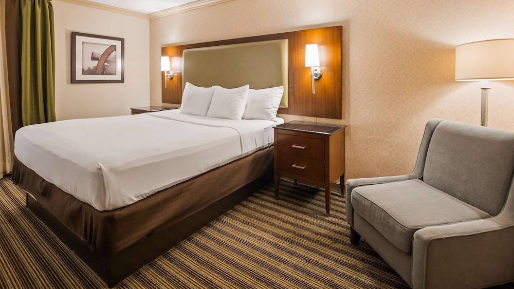 Best Western Premier The Central Hotel & Conference Center 9/48