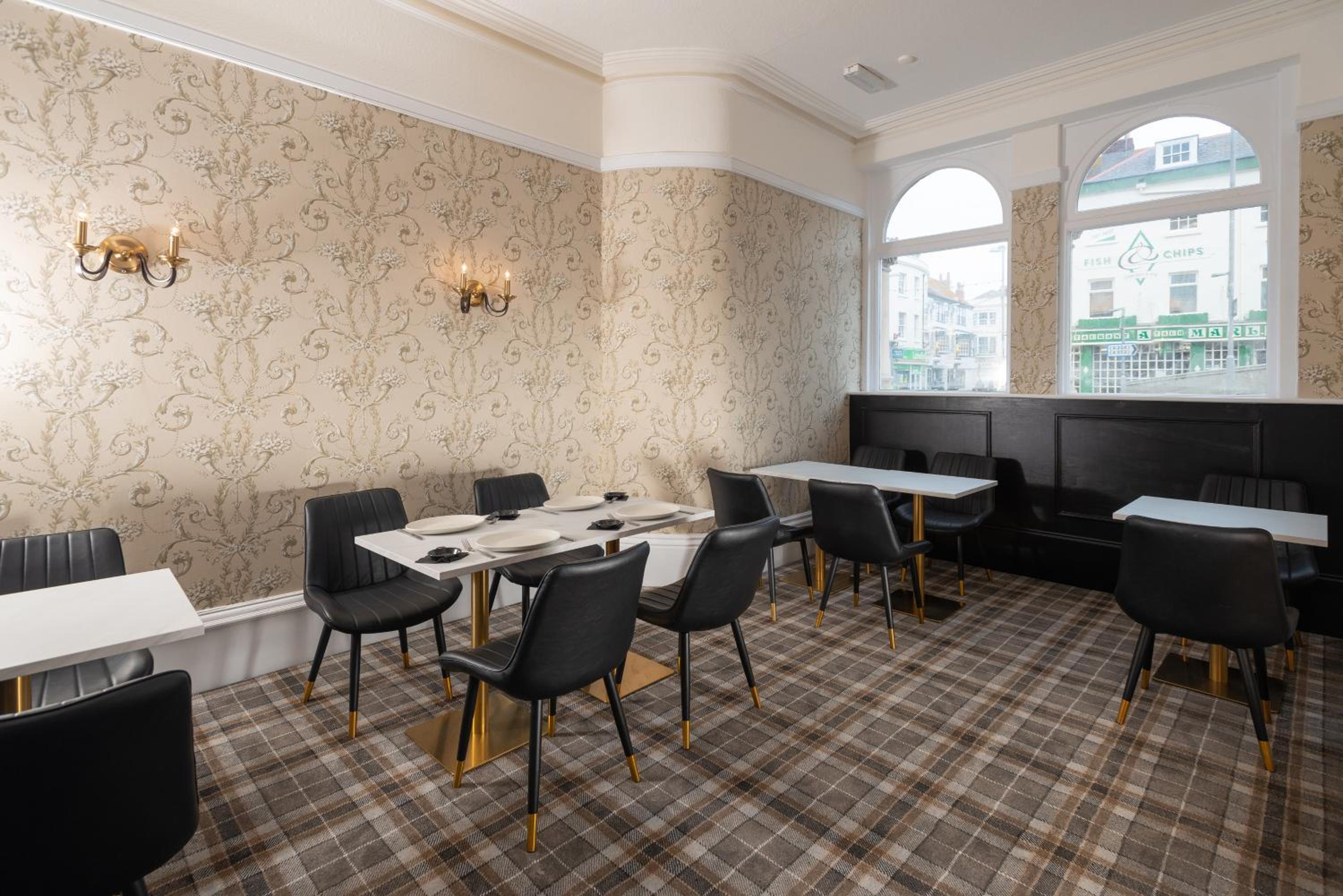 The Crown Hotel 42/55