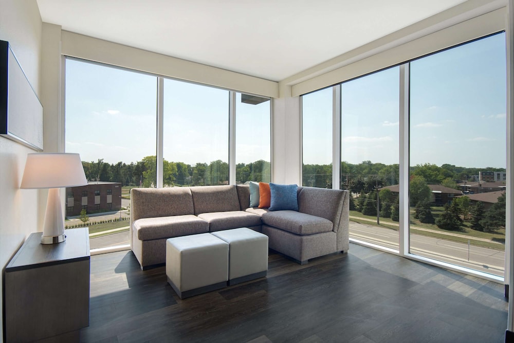 Hyatt House Mall Of America Msp Airport 24/43