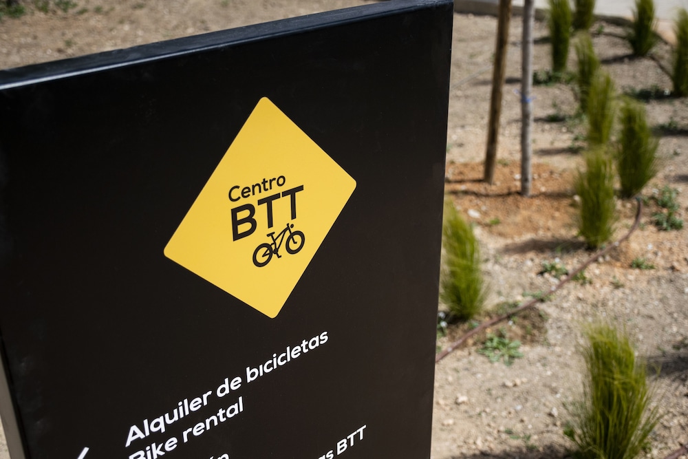 Puig Campana Nature Suites Hotel And Btt 8/35