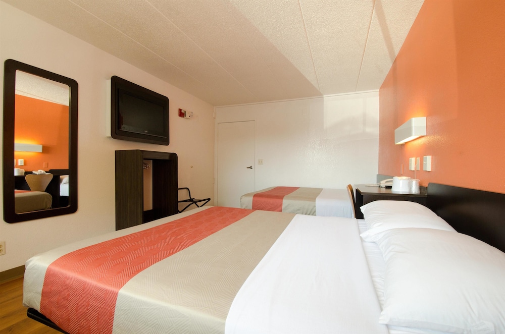 Motel6 Gaithersburg, DC - Washington 12/34