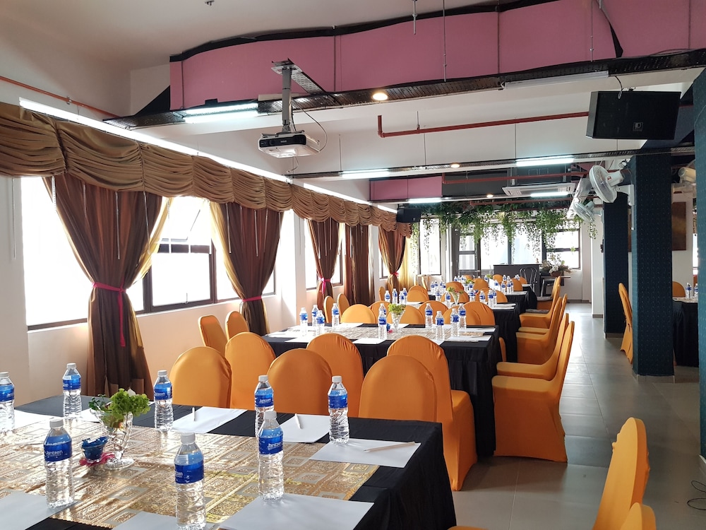 Leo Palace Hotel New Wing 44/58