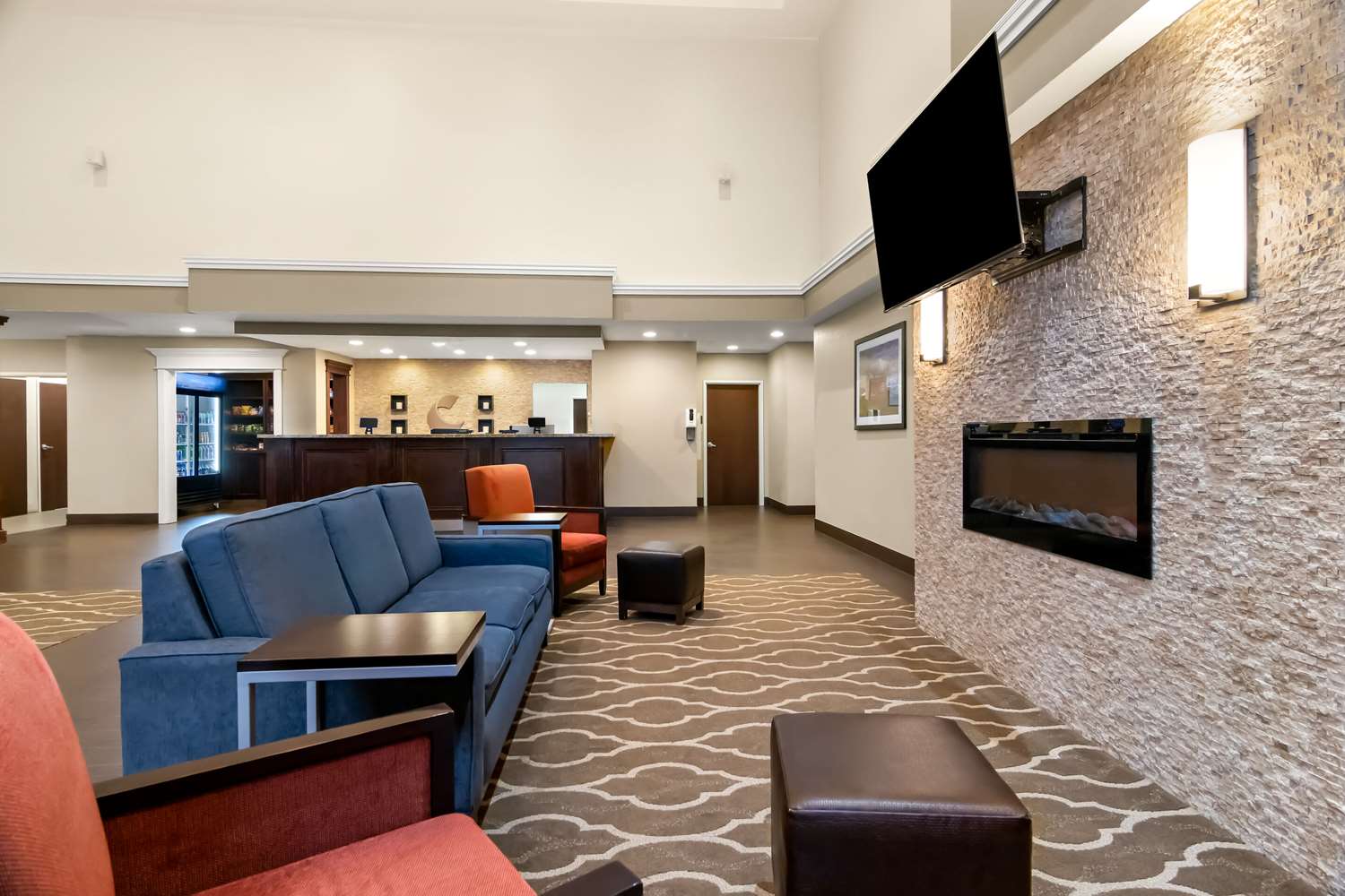 Comfort Suites Rensselaer Near Fair Oaks 23/42