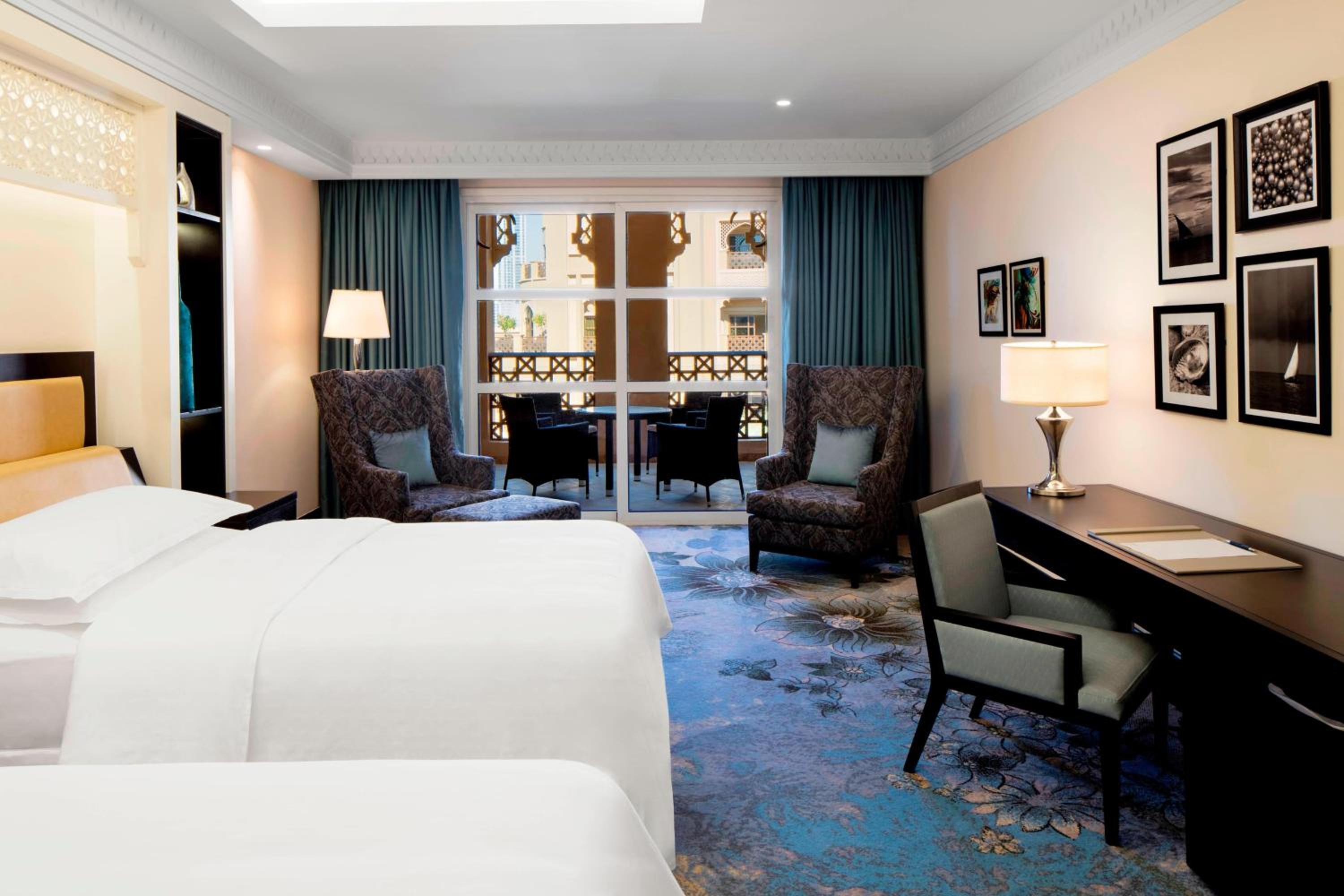Sheraton, Club, Twin Beds, Pool View, Lounge Access