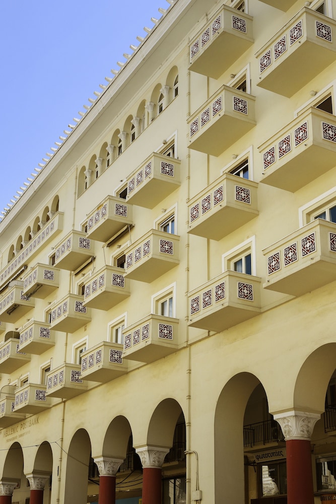 Roomore Apartments 2/50