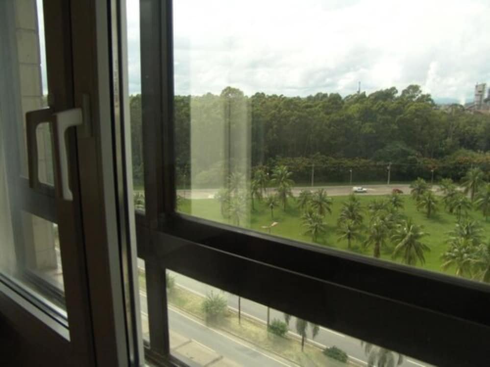 PANORAMA TOWER HOTEL 5/54