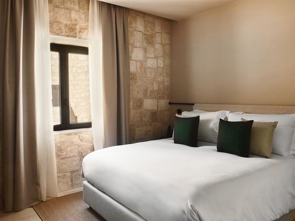Costa Borgo Ragusa 9/35