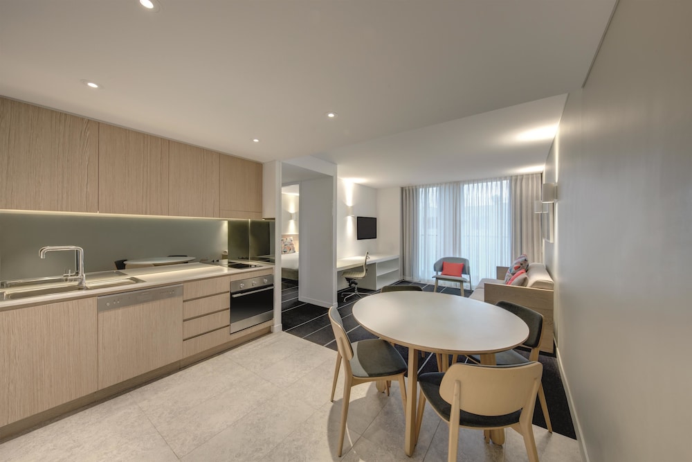 Adina Apartment Hotel Bondi Beach Sydney 61/68