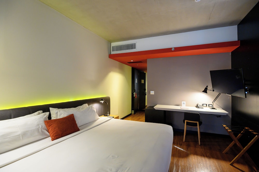 Five Hotel Asuncion 27/73