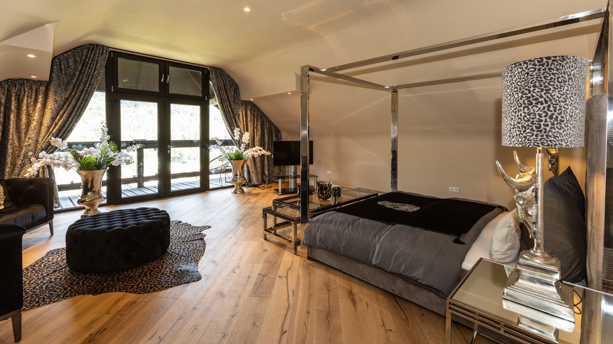 Design, Studio, Suite, Queen Bed